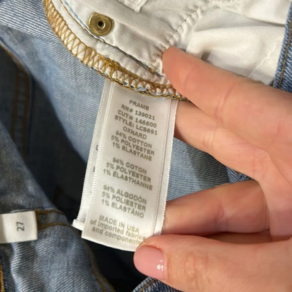 Frame - "Le Cutoff" Denim Distressed Shorts - SZ 27, Medium Wash - Picture 10 of 12